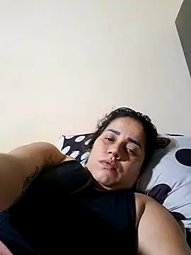 conny 24 online show from February 5, 2025, 8:04 pm