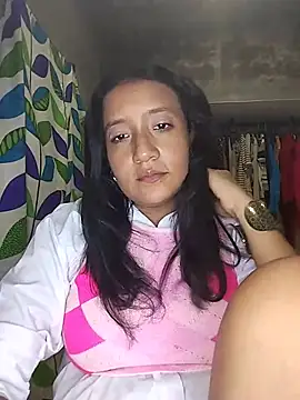 Snapshot of cami_victoria chatting on June 25, 2026, 7:19 pm cami victoria online show from June 25, 2026, 7:19 pm