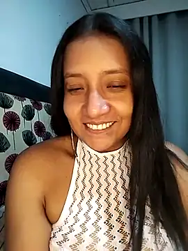 Snapshot of cami_victoria chatting on June 13, 2026, 3:54 pm cami victoria online show from June 13, 2026, 3:54 pm