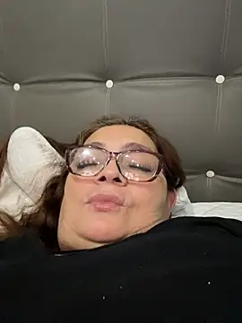 Snapshot of AntonellaAlondra4 chatting on March 6, 2026, 3:12 am AntonellaAlondra4 online show from March 6, 2026, 3:12 am