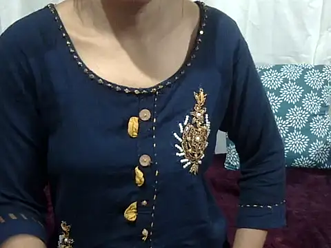 Pramila Manish online show from March 24, 2026, 3:39 am