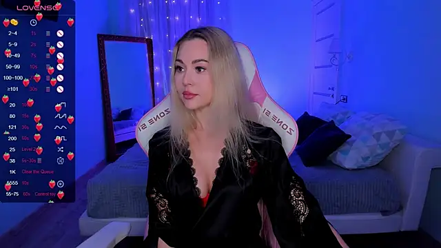 AdeleRoberts online show from October 14, 2025, 2:12 am