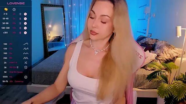 AdeleRoberts online show from May 7, 2026, 1:54 am