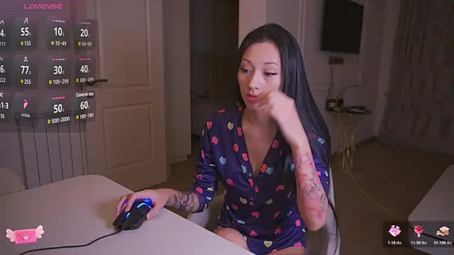 Snapshot of hana99 chatting on November 12, 2025, 8:34 pm hana99 online show from November 12, 2025, 8:34 pm