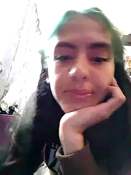 Snapshot of Alisson_420 chatting on November 15, 2025, 8:02 pm Alisson 420 online show from November 15, 2025, 8:02 pm