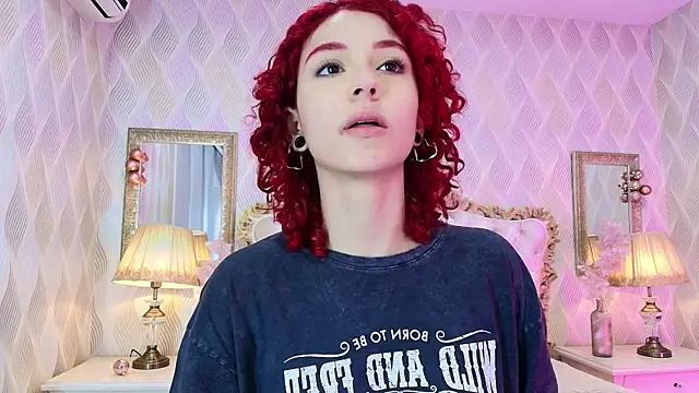 Ivy Starr1 online show from December 14, 2025, 1:06 pm