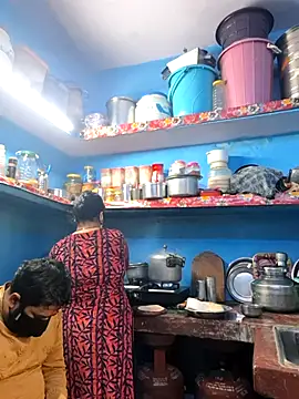 Snapshot of bobbyronak chatting on November 19, 2025, 10:26 am bobbyronak online show from November 19, 2025, 10:26 am