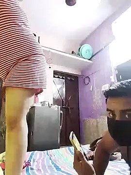 Snapshot of bobbyronak chatting on November 5, 2025, 6:33 pm bobbyronak online show from November 5, 2025, 6:33 pm