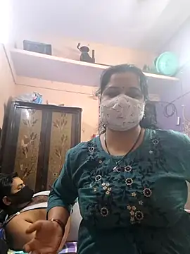 Snapshot of bobbyronak chatting on November 3, 2025, 7:17 pm bobbyronak online show from November 3, 2025, 7:17 pm