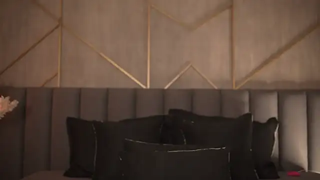 miia blake online show from January 8, 2026, 10:49 pm