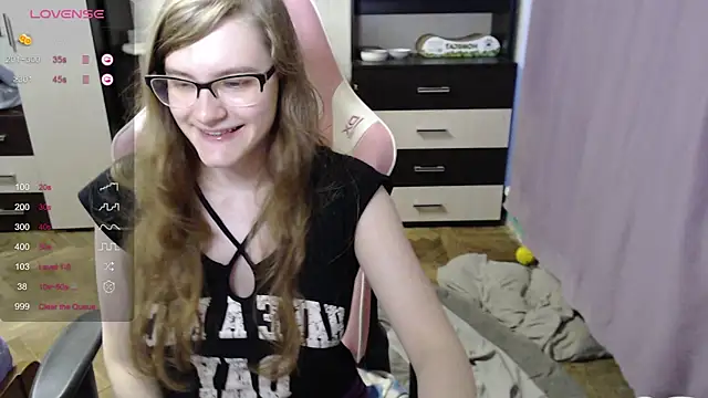 Snapshot of Tomato_Tease chatting on October 16, 2025, 2:03 pm Tomato Tease online show from October 16, 2025, 2:03 pm