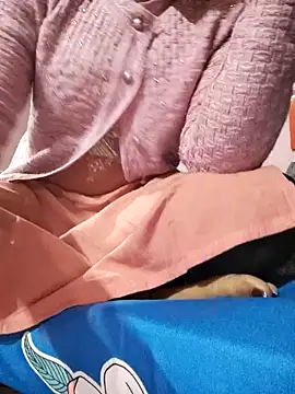 Snapshot of Kashish_SC chatting on January 15, 2025, 4:43 pm Kashish SC online show from January 15, 2025, 4:43 pm