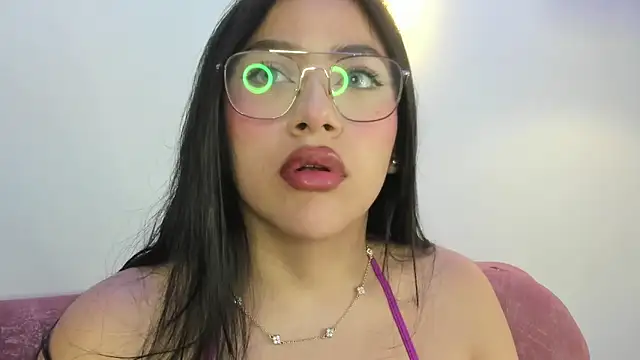 nicolle pierce online show from January 15, 2026, 1:58 pm