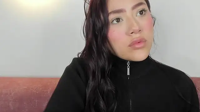 nicolle pierce online show from February 9, 2026, 12:03 pm