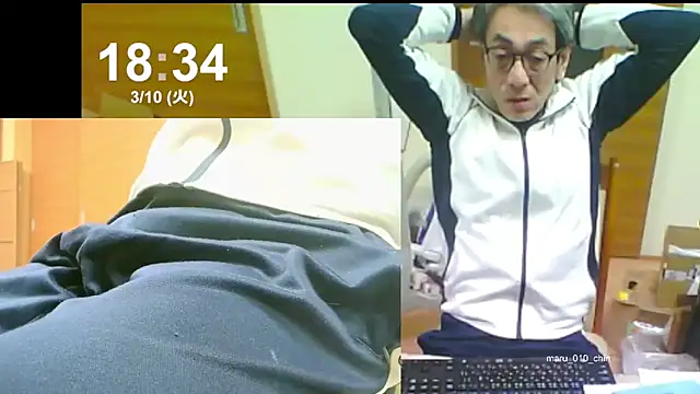 Snapshot of mama010-chan chatting on March 10, 2026, 9:35 am mama010-chan online show from March 10, 2026, 9:35 am