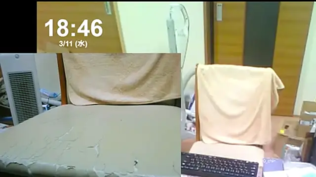 Snapshot of mama010-chan chatting on March 11, 2026, 9:47 am mama010-chan online show from March 11, 2026, 9:47 am