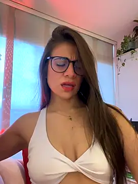 MariaIsabella8 online show from November 9, 2025, 6:45 pm