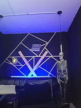 Snapshot of Gelena_Black chatting on October 15, 2025, 12:13 pm Gelena Black online show from October 15, 2025, 12:13 pm