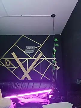 Snapshot of Gelena_Black chatting on November 8, 2025, 12:20 pm Gelena Black online show from November 8, 2025, 12:20 pm