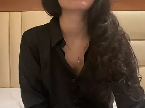 Snapshot of Divyaa69 chatting on April 30, 2026, 8:57 pm Divyaa69 online show from April 30, 2026, 8:57 pm