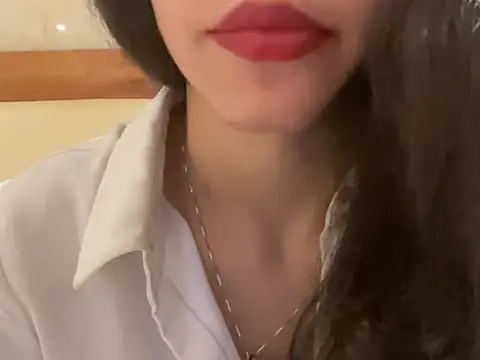 Snapshot of Divyaa69 chatting on May 17, 2026, 8:53 pm Divyaa69 online show from May 17, 2026, 8:53 pm