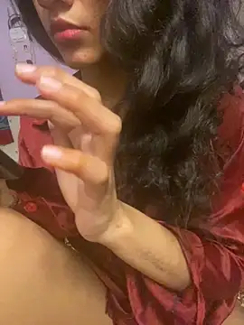 Snapshot of Divyaa69 chatting on November 30, 2025, 6:19 pm Divyaa69 online show from November 30, 2025, 6:19 pm