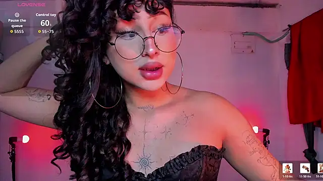 Snapshot of Heka_Prudence chatting on August 2, 2026, 5:28 am Heka Prudence online show from August 2, 2026, 5:28 am