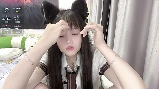 Mia-6688 online show from September 19, 2025, 4:27 am