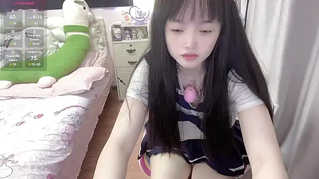 Mia-6688 online show from October 2, 2025, 1:20 am