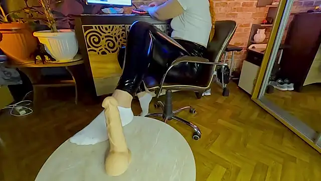 JosephinaBlack online show from March 6, 2026, 2:50 am