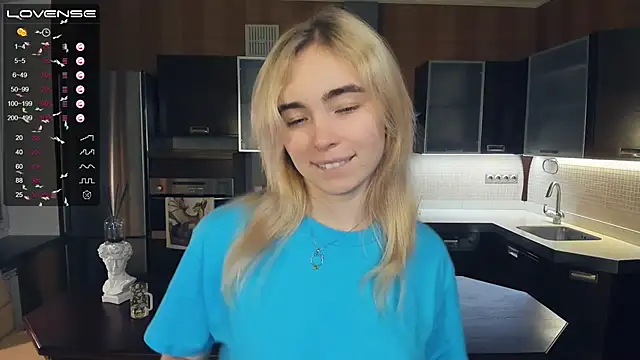 LinnBottrell online show from February 15, 2025, 9:17 pm