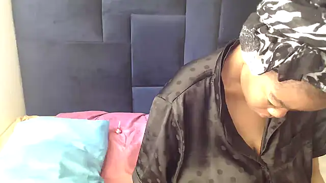 Busty-Londie online show from March 8, 2026, 8:50 am