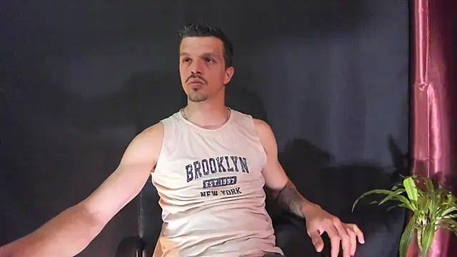 Snapshot of DonyBrown chatting on March 21, 2026, 4:57 am DonyBrown online show from March 21, 2026, 4:57 am