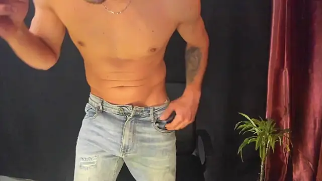 Snapshot of DonyBrown chatting on February 17, 2026, 5:38 am DonyBrown online show from February 17, 2026, 5:38 am