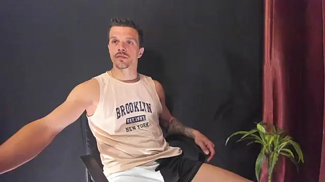 Snapshot of DonyBrown chatting on March 19, 2026, 7:52 am DonyBrown online show from March 19, 2026, 7:52 am