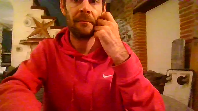 Vespa Crabo online show from March 15, 2026, 5:47 am