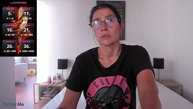 Snapshot of MireyaTorresGu chatting on July 21, 2026, 7:37 pm MireyaTorresGu online show from July 21, 2026, 7:37 pm