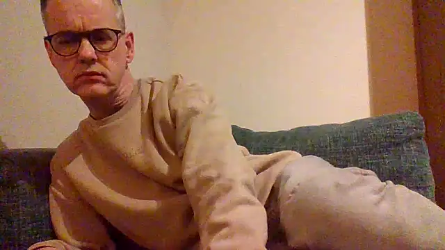 Snapshot of Hectorthyssen1 chatting on March 14, 2025, 11:11 pm Hectorthyssen1 online show from March 14, 2025, 11:11 pm