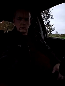 Hectorthyssen1 online show from November 3, 2025, 4:21 pm