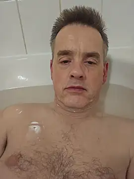 Hectorthyssen1 online show from December 15, 2025, 10:04 pm