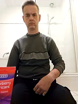 Snapshot of Hectorthyssen1 chatting on October 28, 2025, 6:29 pm Hectorthyssen1 online show from October 28, 2025, 6:29 pm