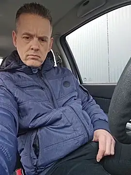 Hectorthyssen1 online show from February 12, 2026, 3:12 pm