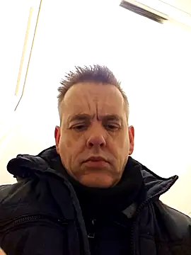 Snapshot of Hectorthyssen1 chatting on February 15, 2025, 4:45 pm Hectorthyssen1 online show from February 15, 2025, 4:45 pm