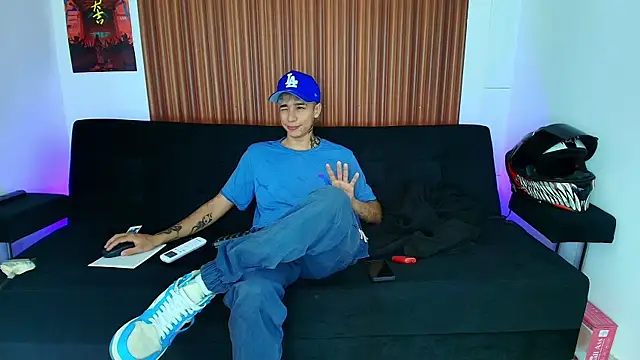 Snapshot of Zacktk7 chatting on March 14, 2025, 8:28 pm Zacktk7 online show from March 14, 2025, 8:28 pm