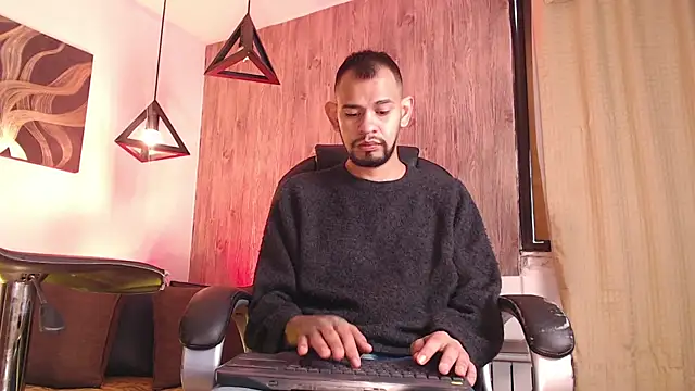 Snapshot of Bedobigcock chatting on February 11, 2025, 6:11 pm Bedobigcock online show from February 11, 2025, 6:11 pm