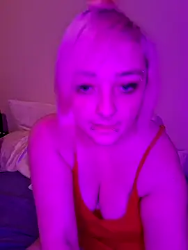 IzanamiNova online show from December 29, 2024, 4:16 am