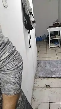 miketripi420 online show from February 19, 2026, 3:25 am