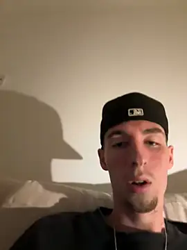 MikesWood21 online show from October 8, 2025, 12:45 am