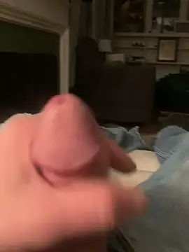 willcumforu online show from February 1, 2025, 4:24 am