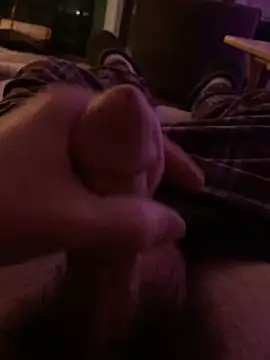 willcumforu online show from January 4, 2025, 4:54 am